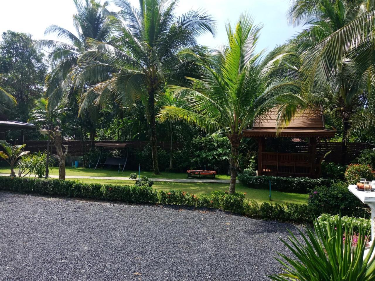 Happy Resort Phang Nga Natai 海滩 外观 照片